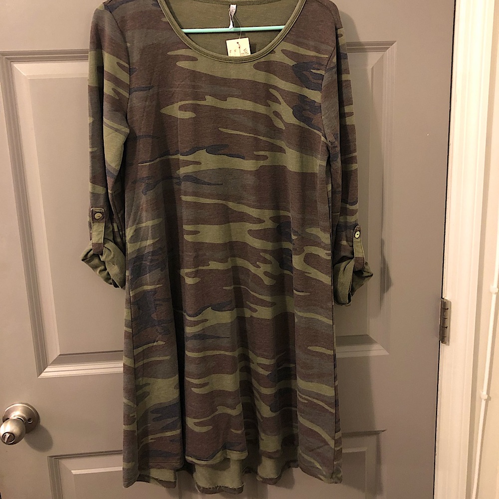 Boutique dress, green camouflage print, size Large